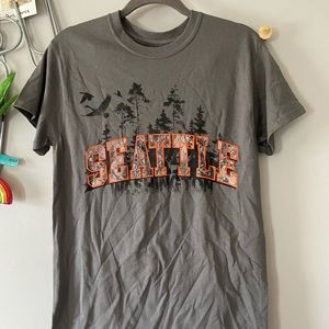 Seattle Souvenir Short Sleeve T-shirt